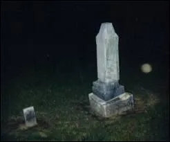 Comment explique-t-on scientifiquement les feux follets dans les cimetires ?