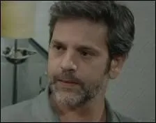 Qui est cet homme amoureux de Victoire ?