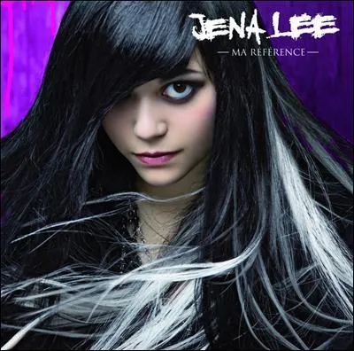 Qu'est-ce que Jena Lee ne chante pas ?