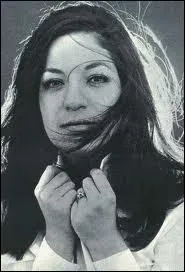 Quelle chanteuse franaise en 1968 interprtait ' 100 000 chansons' ?