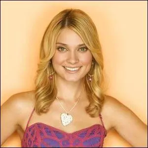 Dans quelle srie joue Spencer Karen Grammer ?