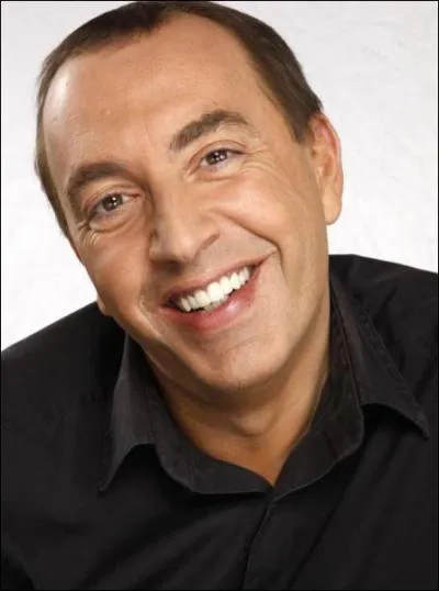 N en 1965, il prsente actuellement l'mission la plus regarde de Direct 8 :