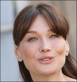Carla Bruni - Nicolas a affrt un avion pour aller la rechercher :