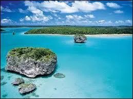 Quel surnom donne-t-on au pays ?