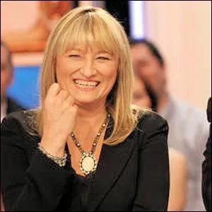 Quel est le titre de l'mission tl qu'animait Christine BRAvo au dbut des annes 90 ?