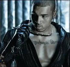 Qui peut-on voir dans le clip 'So cold' ?