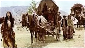 Qui interprtait les paroles 'D'o viens-tu Gitan, je viens de Bohme, et toi vieux gitan ? de l'Andalousie' ?