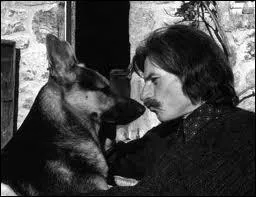 Comment s'appelait le chien de Jean Ferrat auquel il a ddi une chanson qui porte son nom ?