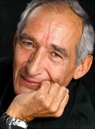 N en 1943, il a ralis 'Fort Saganne' et 'Police Python 357' :