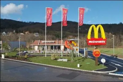 En quelle anne a t construit le premier Mc Do aux Etats-Unis ?