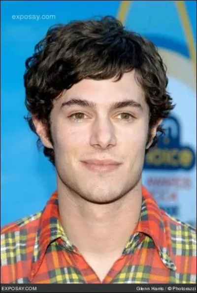 Adam Brody est un acteur...