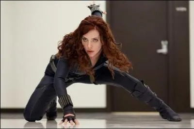 Qui a incarn Natasha Romanoff alias la Veuve Noire dans 'Iron-Man 2' sorti en 2010 ?