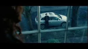 A qui est cette voiture ?