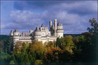 Godefroy veut rejoindre  tout prix, son... pour rcuprer les grimoires d'Eusbius dans les oubliettes.