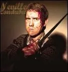 De qui est amoureux Neville ?