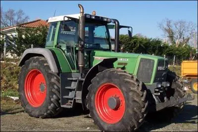Quelle est la marque de ce tracteur ?