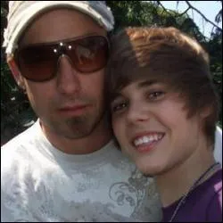 Comment s'appelle son pre ?