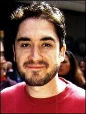 Comment se nomme cet acteur ?