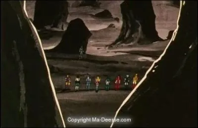 Qui a dtruit l'le d'Andromde ?