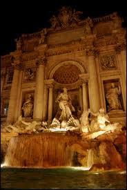 Dans quelle ville d'Italie peut-on admirer la fontaine de Trevi ?