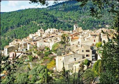 Comment s'appelle cette commune varoise ?