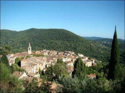 Comment s'appelle cette commune varoise ?