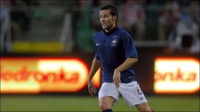 Dans quel club jouait ce joueur la saison dernire ?