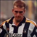 J'aimerais bien jouer dans un club italien. Comme le FC Barcelone par exemple !