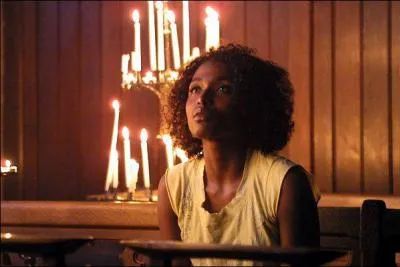 Elle joue dans 'Mensch' en 2010 :