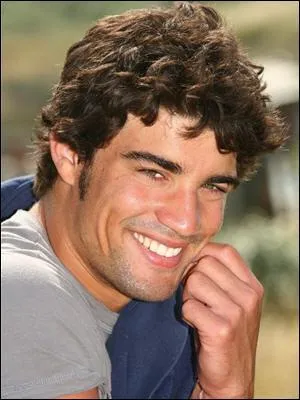 C'est le cousin de Pierre...