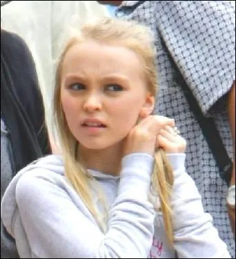 Lily Rose est la fille de...