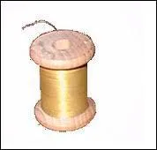 Sa vie ne tint qu' un fil !