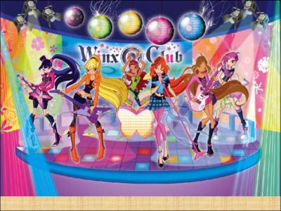 Comment 'appelle la chanson que chantent les Winx au Fruti music bar ?