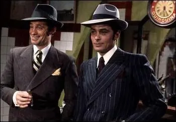 Dans Borsalino en 1970, il partage la vedette avec son rival de l'poque au box-office, Alain Delon. Pourquoi les deux acteurs se brouillent-ils ?