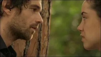 Qui observe Sybille et Fabien ?