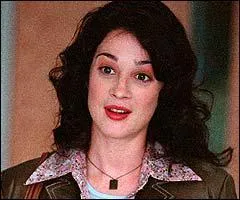 De qui est-elle la mre ?