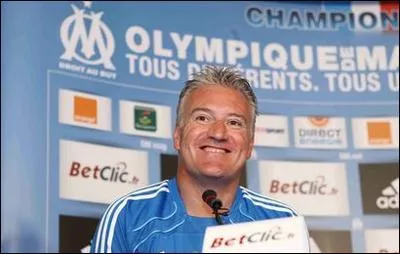 Combien d'années Didier Deschamps a-t-il évolué sous le maillot olympien ?