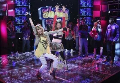 Comment s'appelle le prsentateur de l'mission favorite des deux filles ?