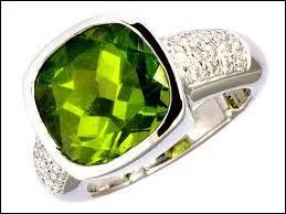 Quelle est cette pierre de la famille des olivines ?