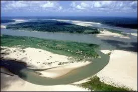 Le delta intrieur du fleuve Niger s'tend :