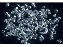 On y taille les diamants aussi bien  l'endroit qu' l'e(A)nvers !