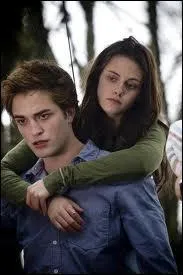 Dans Twilight, comment s'appelle-t-elle ?