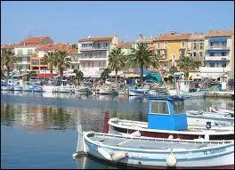 Dans quel dpartement se situe la ville de Bandol ?