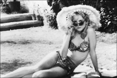 En 1962 pour Stanley Kubrick, Sue Lyon est :