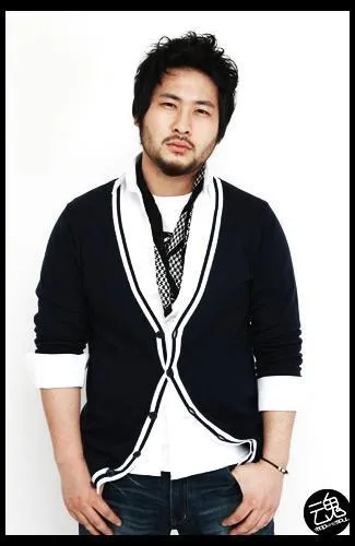 Qui est parti faire son service militaire le 03 octobre 2010 ?