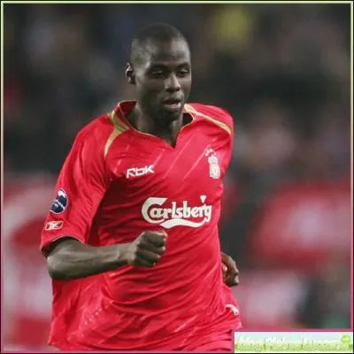 Qui est ce joueur qui vient de rejoindre l'OM ?