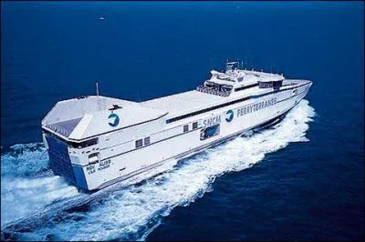 Vous prenez un paquebot pour aller en Corse, donc il faudra traverser :