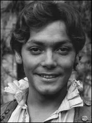 Combien de pice de Thtre Patrick Dewaere a-t-il ralis sous le pseudonyme de Maurin ?