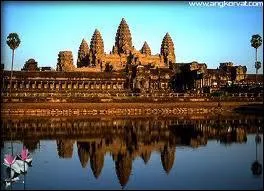 Quel pays a le temple d'Angkor Vat reprsent sur son drapeau ?