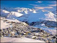O situez-vous la station de ski de l'Alpe d'Huez ?